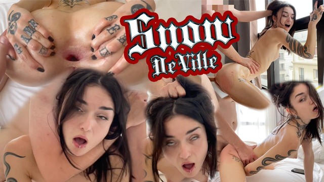 AMATÖR ANAL - Emo kız babasının poposunu istediği gibi kullanmasına izin veriyor.