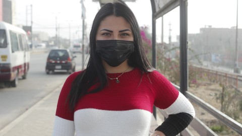 La SUPER CULONA VENEZOLANA Ginezflowrs perdida en Lima prueba su primera polla con moreno tesisinde bulunan restoran kahvaltı, öğle yemeği ve akşam yemeği servisi yapar.
